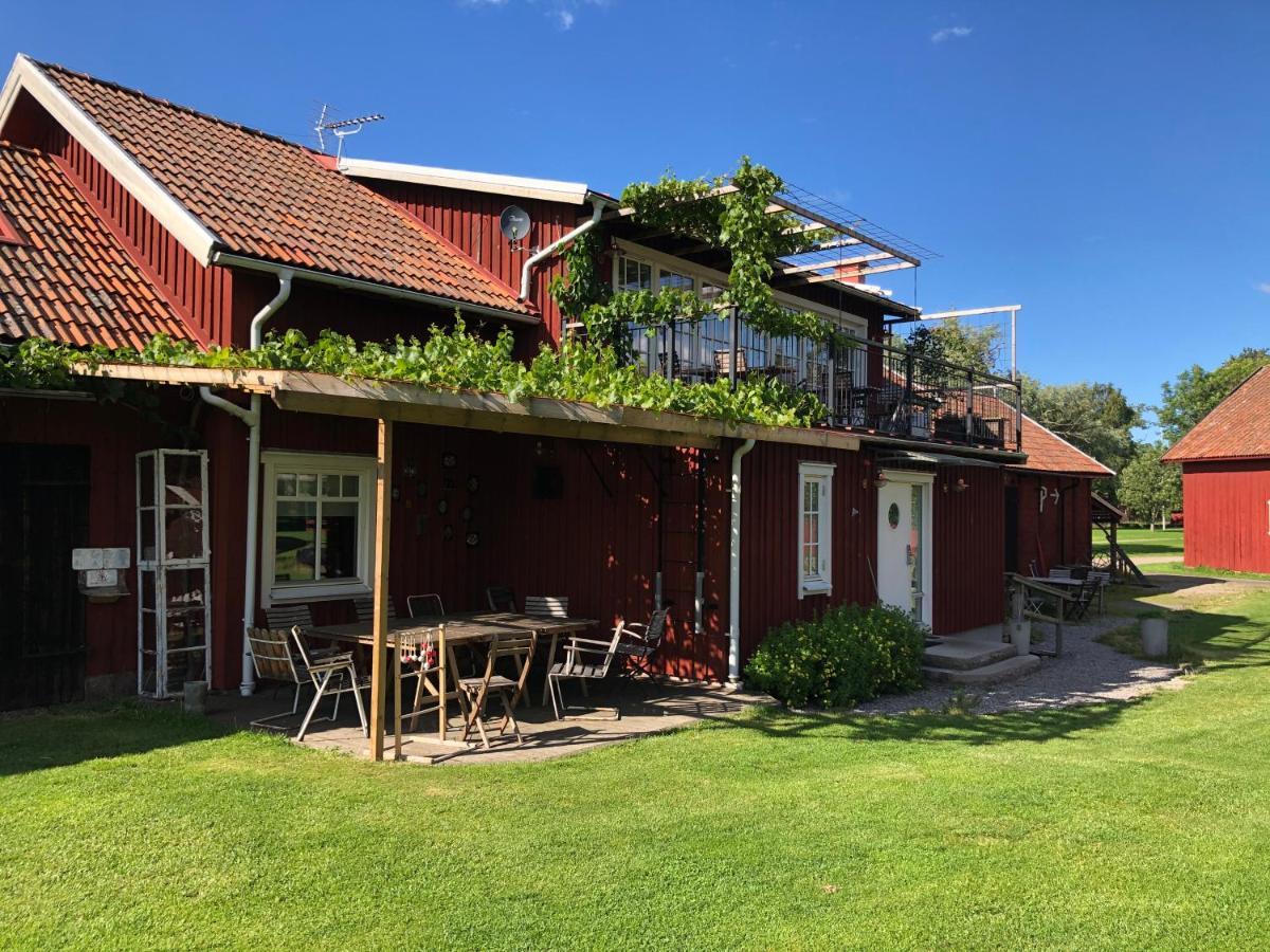 Aeventyrsgardens Vandrarhem, Kinnekulle Källby 외부 사진