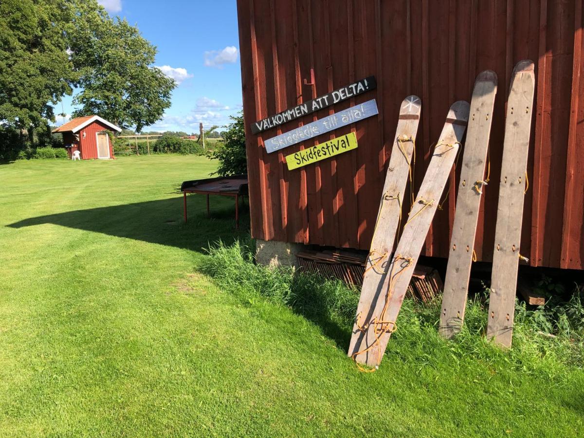 Aeventyrsgardens Vandrarhem, Kinnekulle Källby 외부 사진