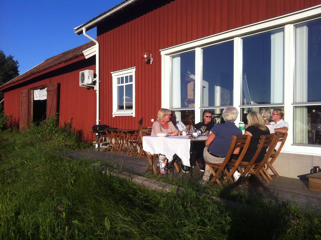 Aeventyrsgardens Vandrarhem, Kinnekulle Källby 외부 사진