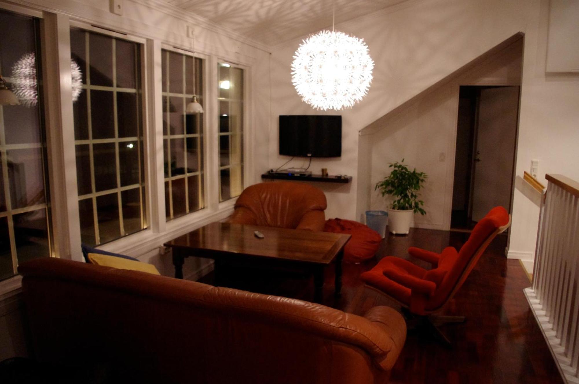 Aeventyrsgardens Vandrarhem, Kinnekulle Källby 외부 사진