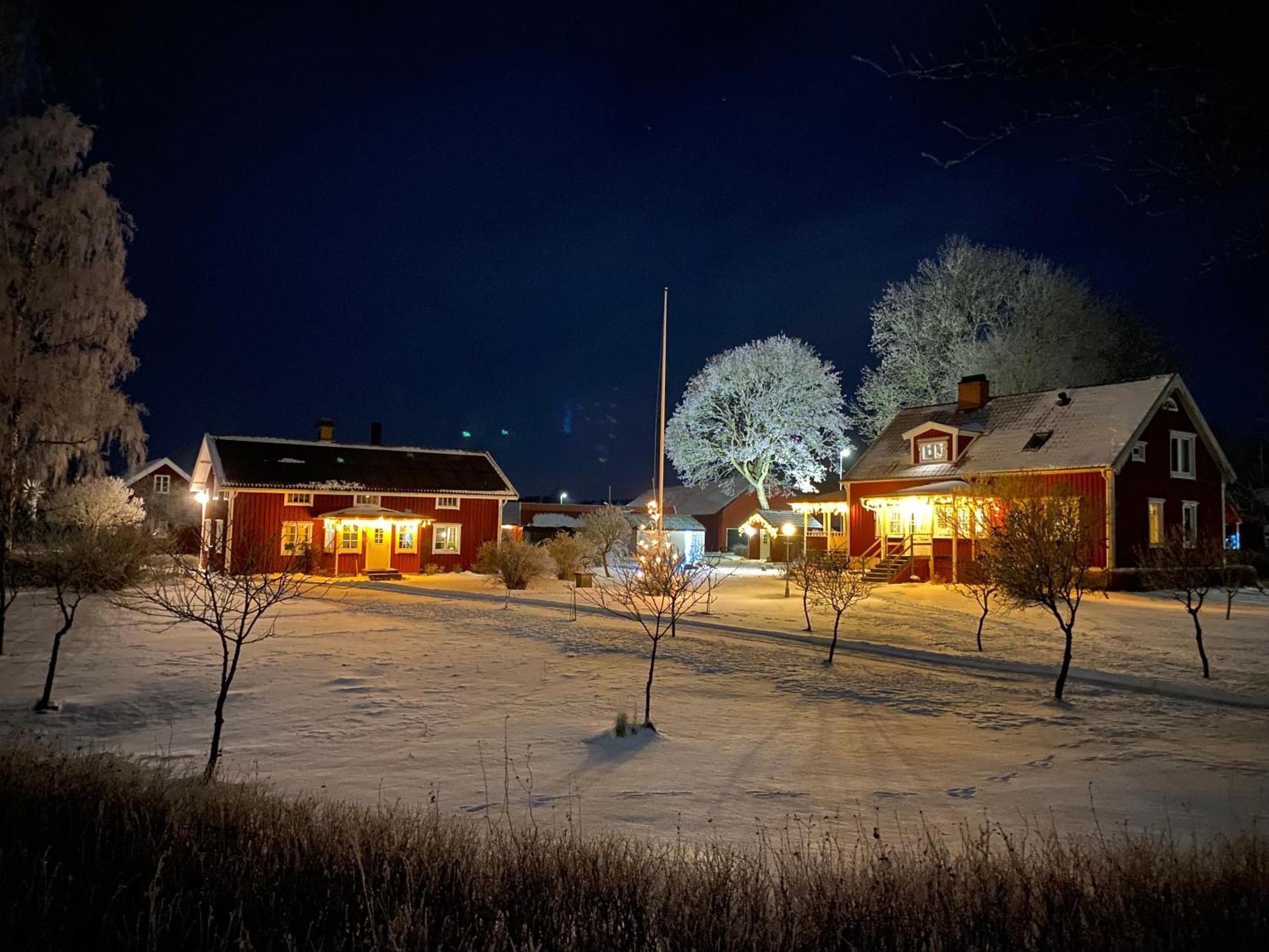 Aeventyrsgardens Vandrarhem, Kinnekulle Källby 외부 사진