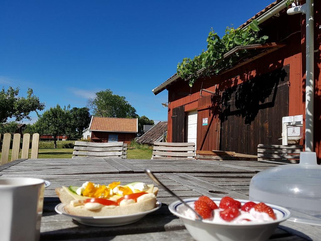 Aeventyrsgardens Vandrarhem, Kinnekulle Källby 외부 사진