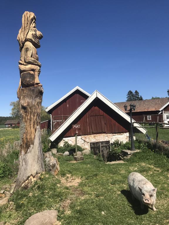 Aeventyrsgardens Vandrarhem, Kinnekulle Källby 외부 사진