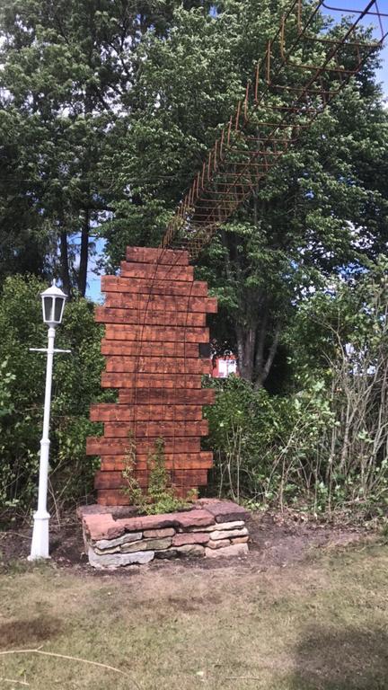 Aeventyrsgardens Vandrarhem, Kinnekulle Källby 외부 사진