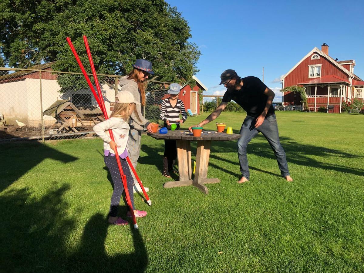 Aeventyrsgardens Vandrarhem, Kinnekulle Källby 외부 사진